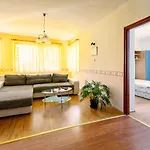Scarlett 1 By Interhome Apartamento Balatonoszod