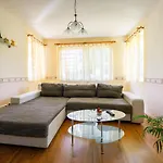 Apartamento Scarlett 1 By Interhome Balatonoszod