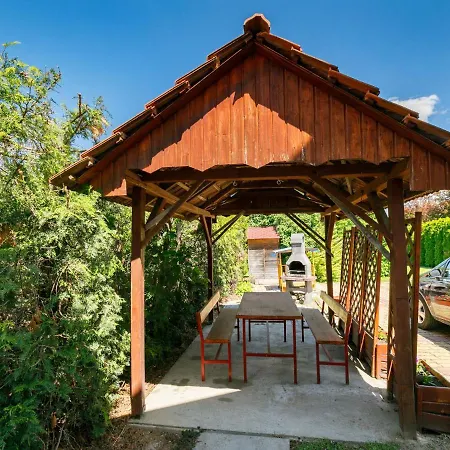 Apartment Scarlett 1 By Interhome