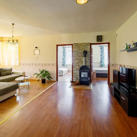 דירה Scarlett 1 By Interhome בלטונוסוד