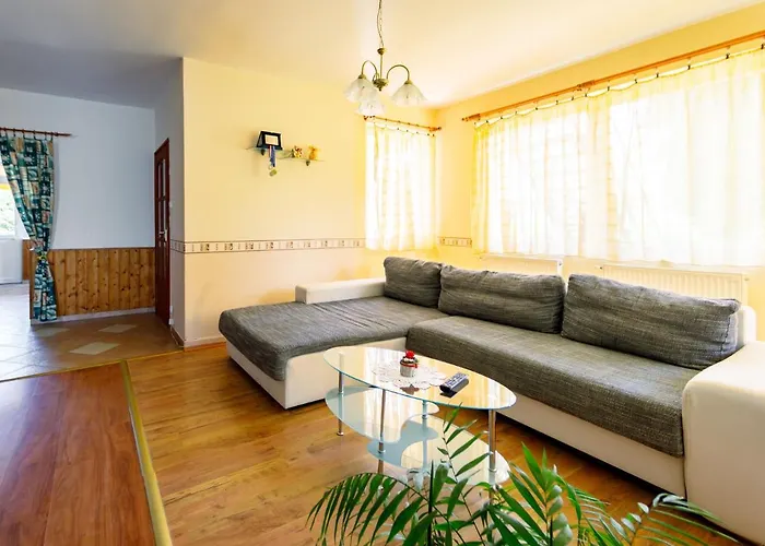 Scarlett 1 By Interhome